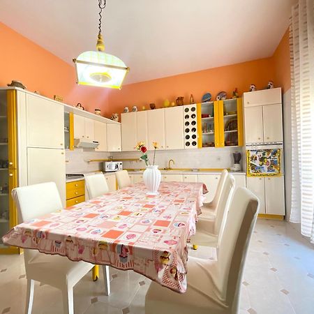 Villa Santa Barbara أفولا المظهر الخارجي الصورة