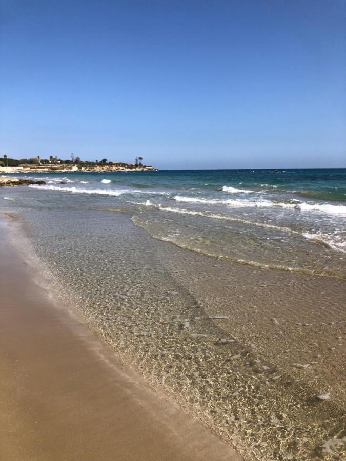 Villa Santa Barbara أفولا المظهر الخارجي الصورة