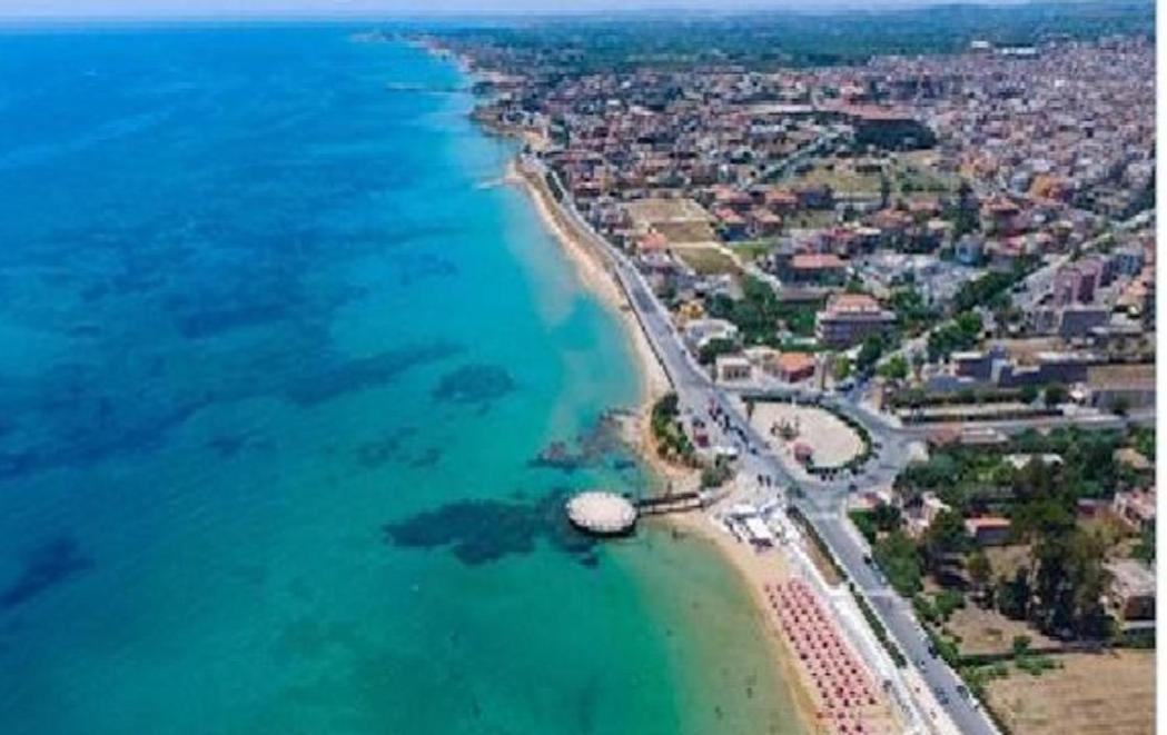 Villa Santa Barbara أفولا المظهر الخارجي الصورة